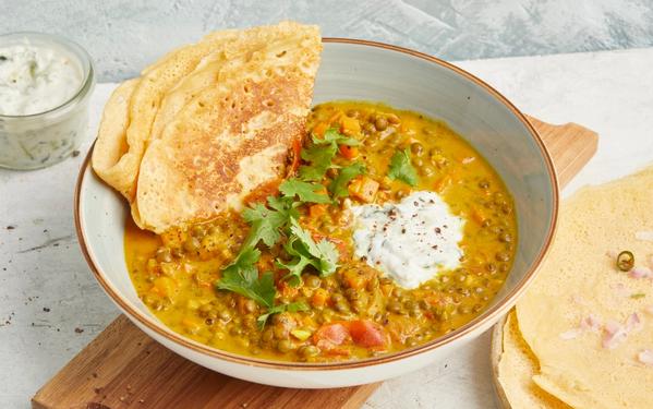 Dalh de lentilles avec galettes de pois chiches