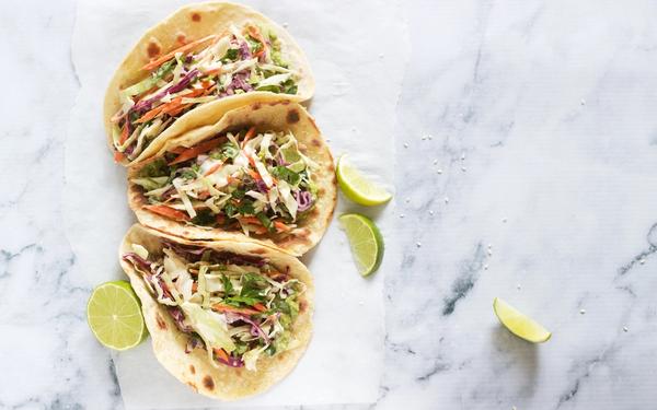 Tacos au guacamole et salade de chou