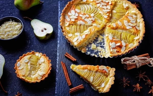 Tarte Bourdaloue aux poires et amandes