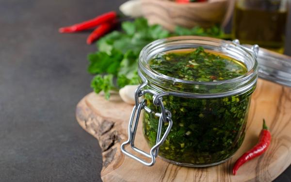 Recette de sauce chimichurri argentine