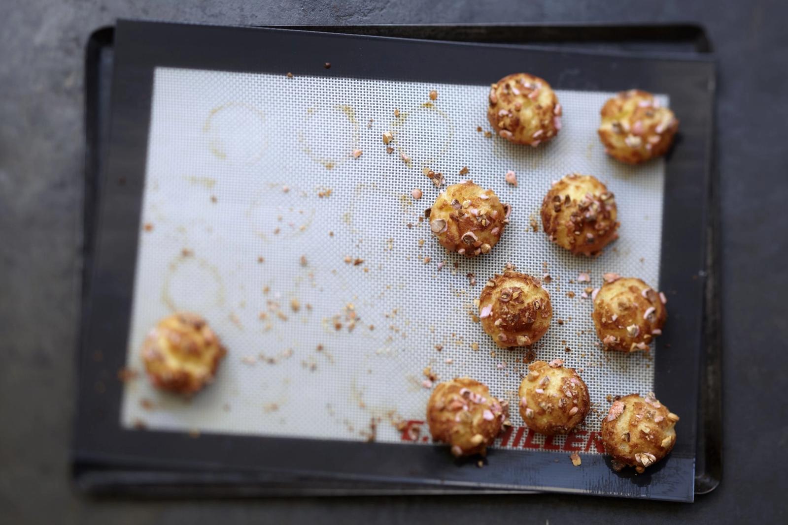 Chouquettes aux pralines roses