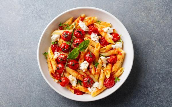 Recette penne tomates rôties mozzarella