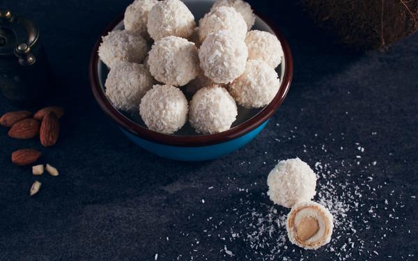 Boule de chocolat blanc à la noix de coco