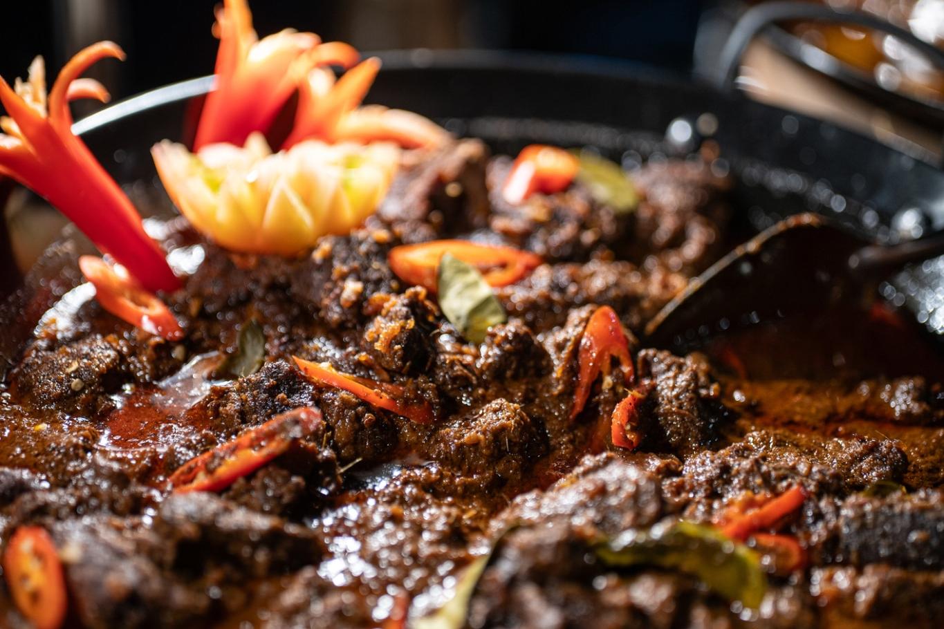 Boeuf rendang indonésien