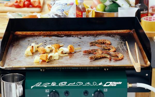 Brochettes de légumes d’hiver et gambas grillées à la coriandre