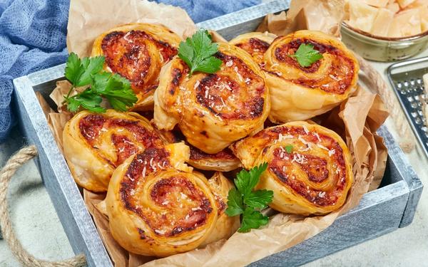 Recette rouleaux de feuilletés jambon fromage