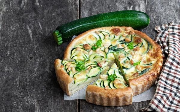 Recette tarte végétarienne courgettes et pignons de pin
