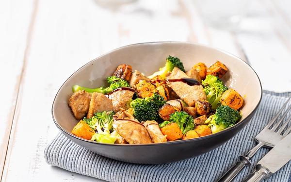 Salade au poulet et brocoli