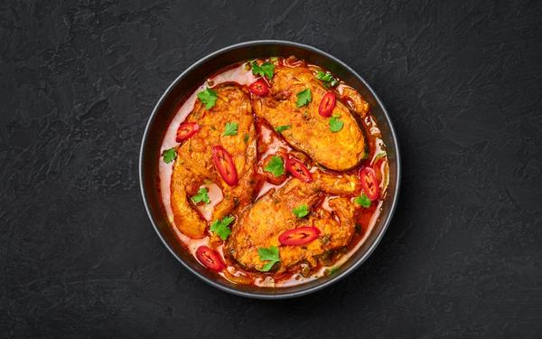 Macher Jhol (curry de poisson bengali)