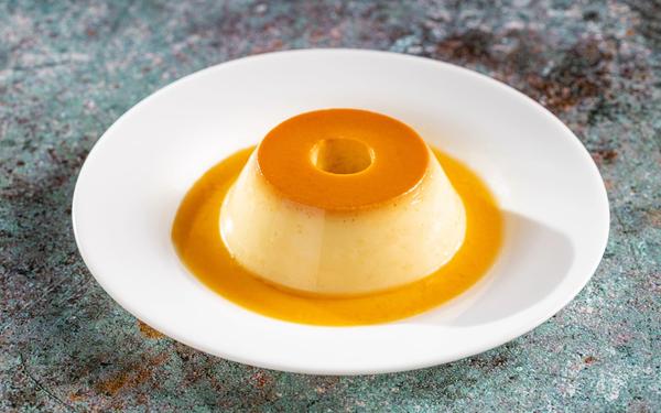 Pudding au lait concentré – dessert traditionnel brésilien