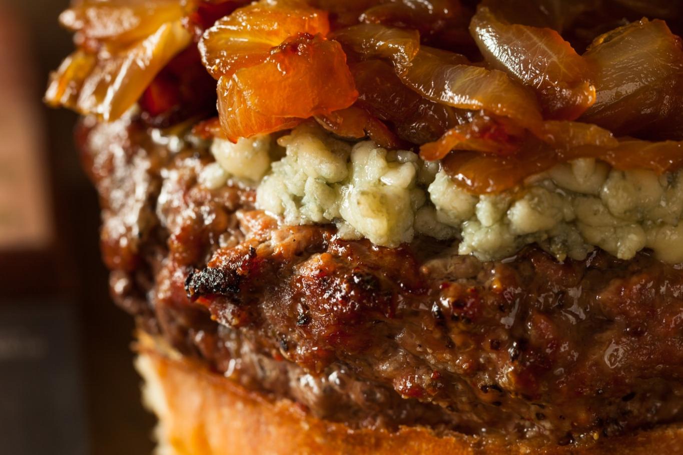 Recette hamburger au fromage bleue