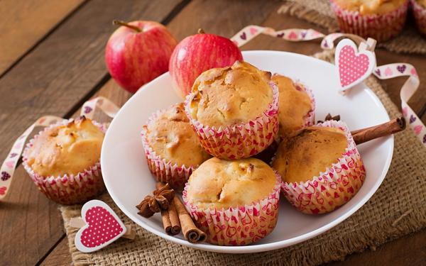 Muffins aux pommes et à la cannelle