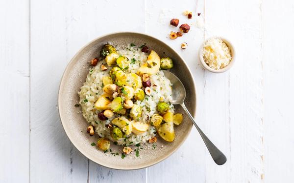 Risotto aux choux de Bruxelles, panais et noisettes