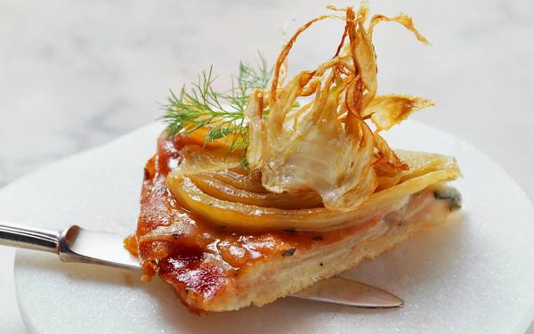 Tarte Tatin de fenouil et oignons caramélisés