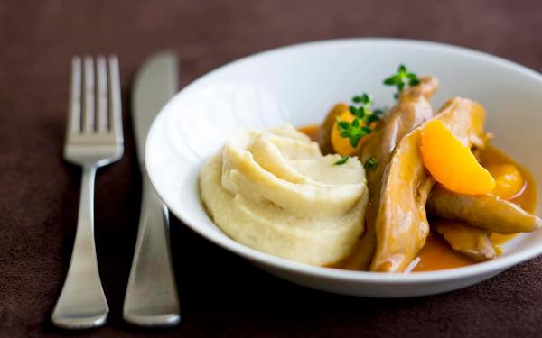 Aiguillettes de canard à la mandarine et purée de pommes de terre