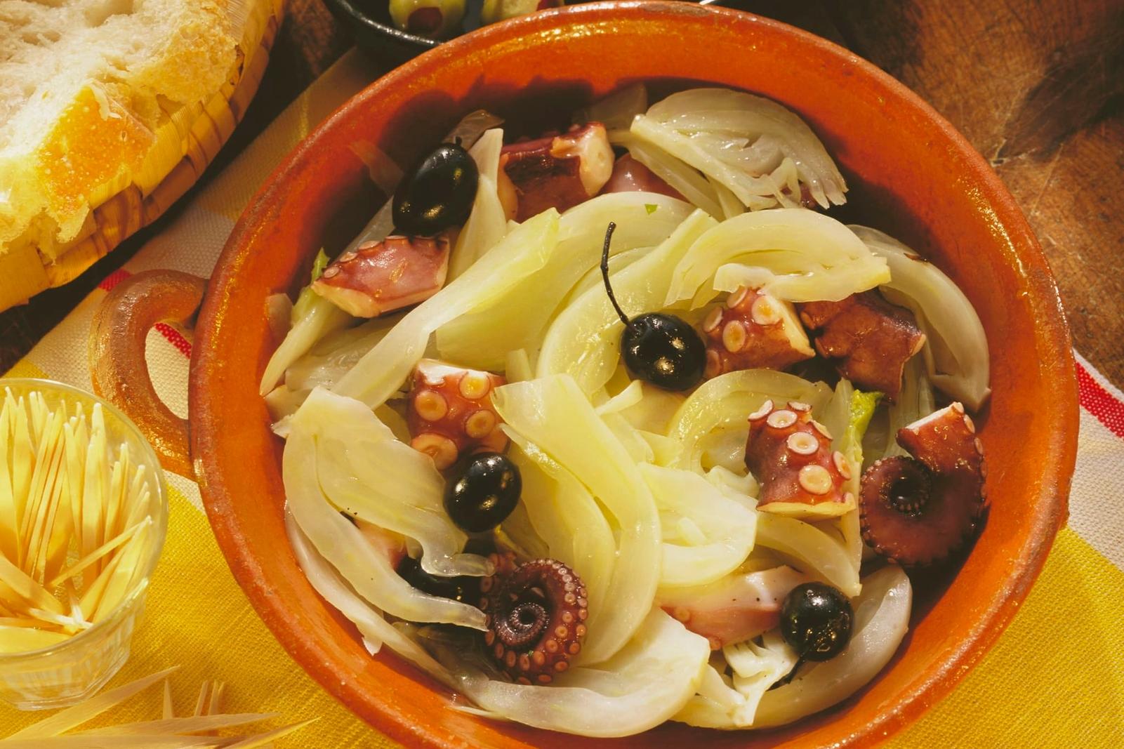 Salade de poulpe au fenouil et aux olives