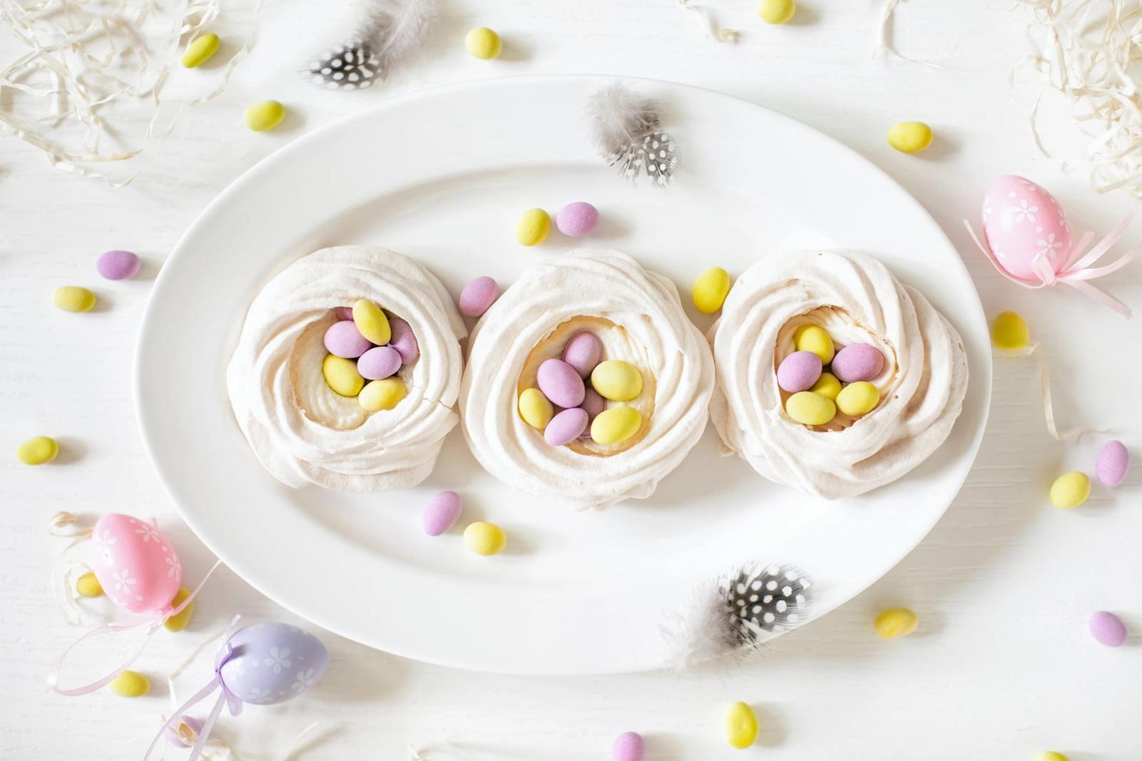 Mini Pavlova et œufs de Pâques