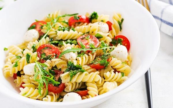 Salade fusilli mozzarella