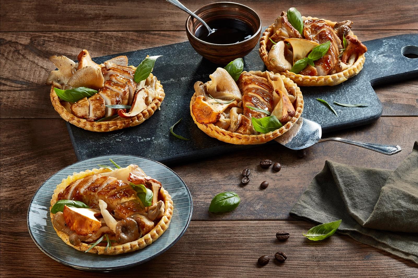 Tartelettes au lapin, pleurotes et café