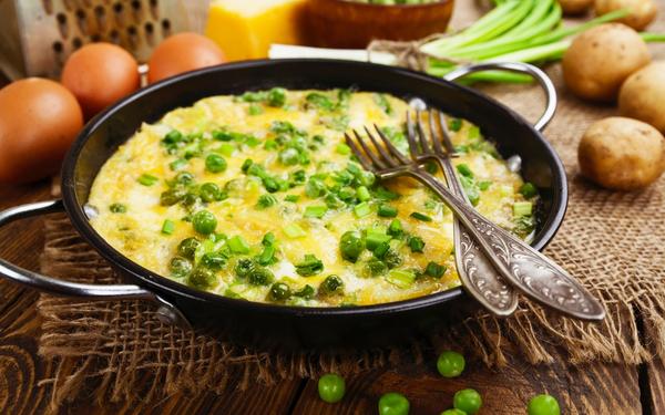 Recette omelette aux petits pois et pommes de terre