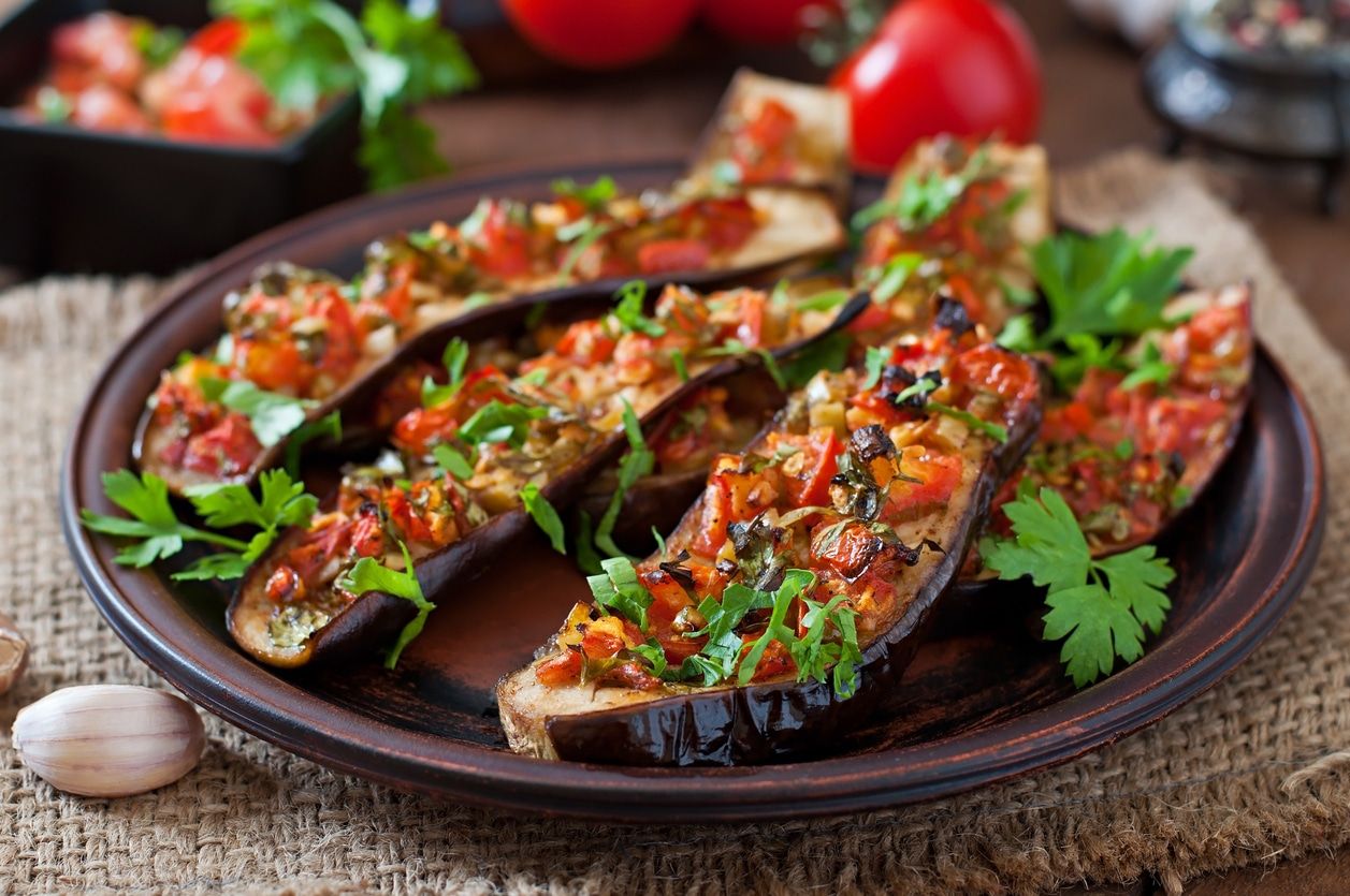 Aubergines cuites à la tomate et au paprika