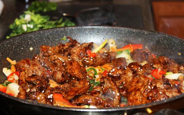 Sauté de bœuf coréen