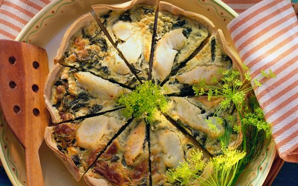 Quiche de morue à la mousse d'aneth et aux fleurs d'aneth