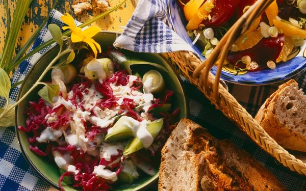 Salade de chou rouge et poireaux, betteraves et oranges