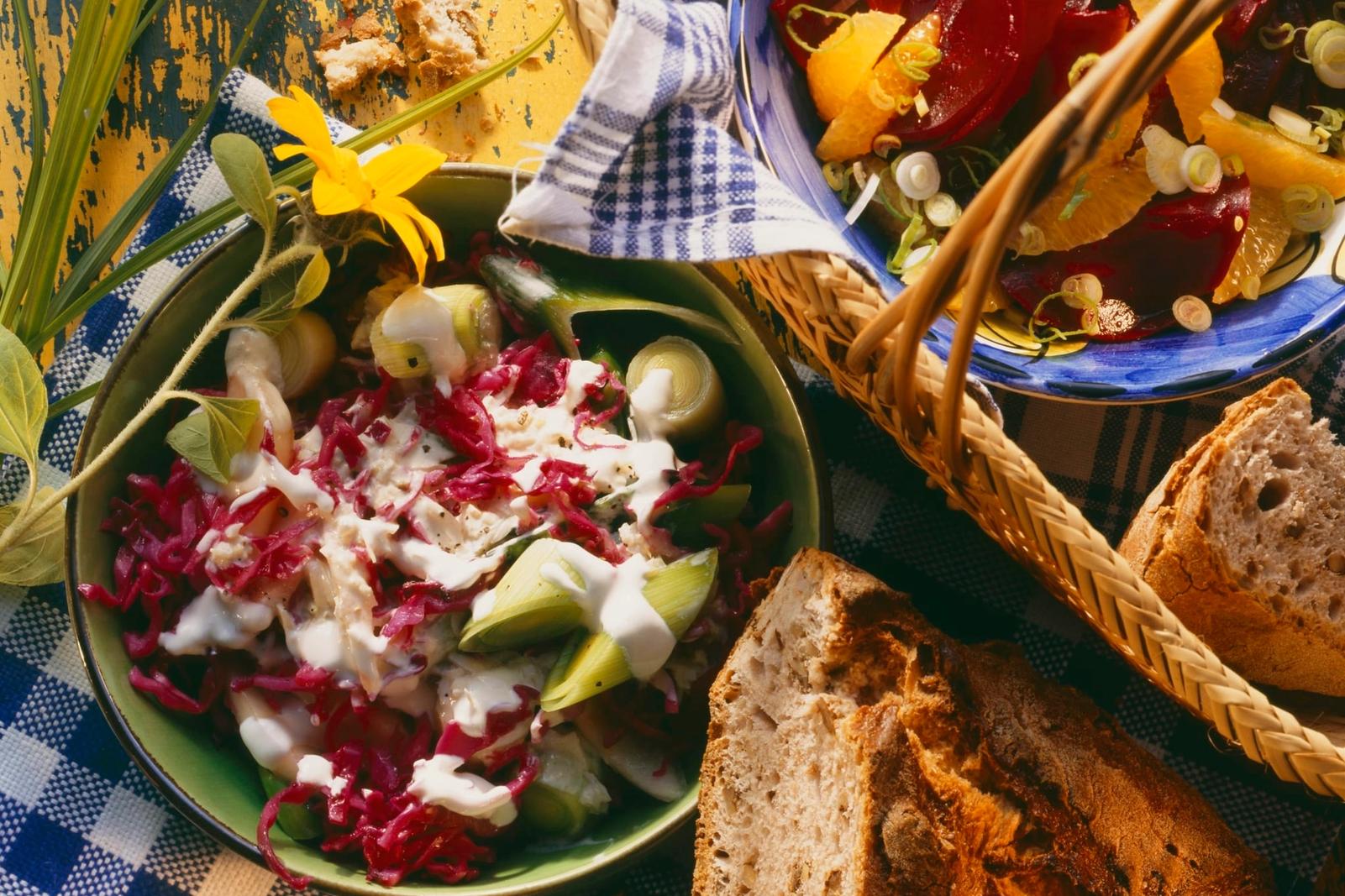 Salade de chou rouge et poireaux, betteraves et oranges