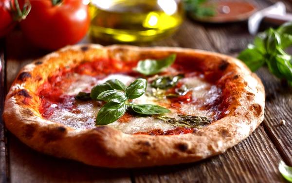 Recette de la pizza napolitaine