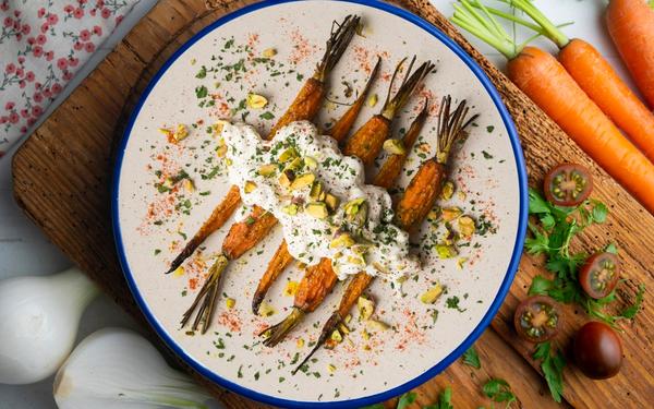 Recette carottes rôties au four avec burrata italienne et pistaches