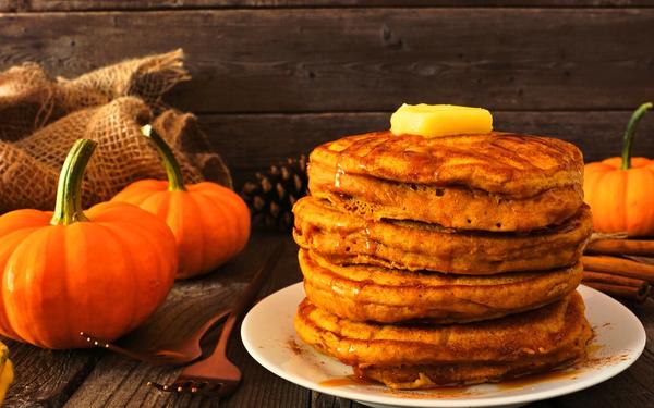 Pancakes au potiron moelleux