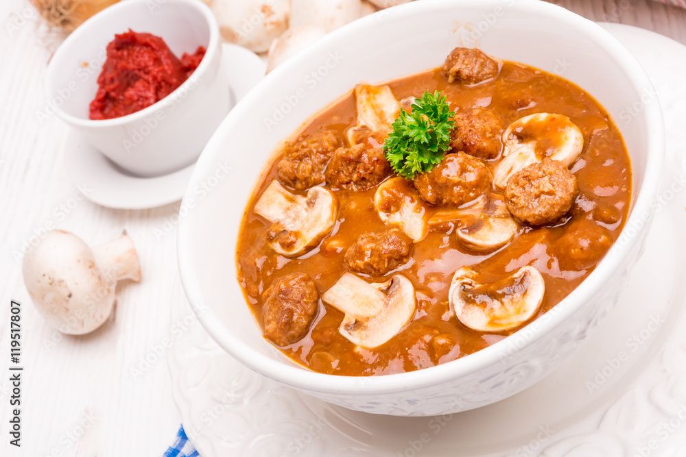 TEST Soupe mock turtle aux champignons