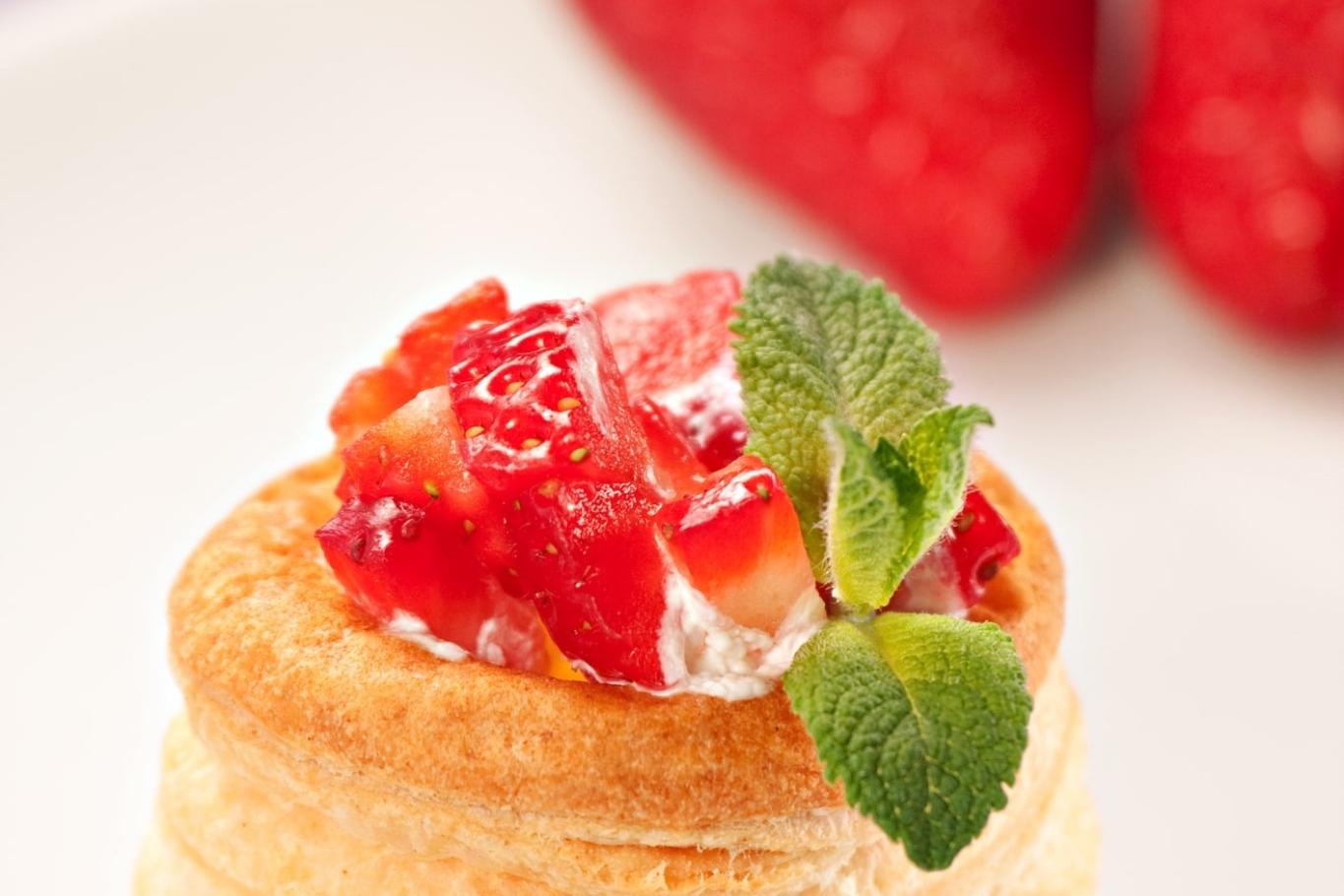 Recette bouchée feuilleté à la fraise et crème fraiche