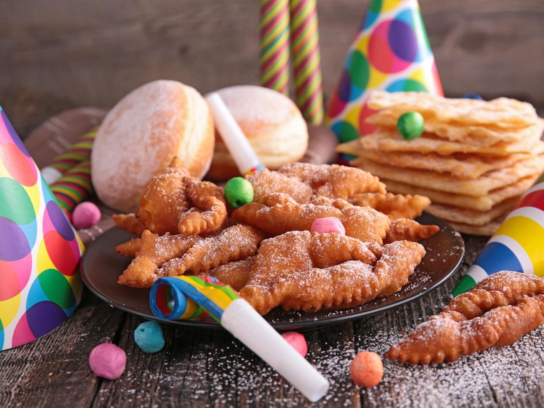Mardi Gras : histoire, origines et traditions gourmandes d’une fête populaire