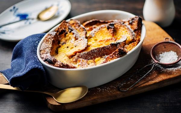 Bread and butter pudding (pudding au pain et au beurre)