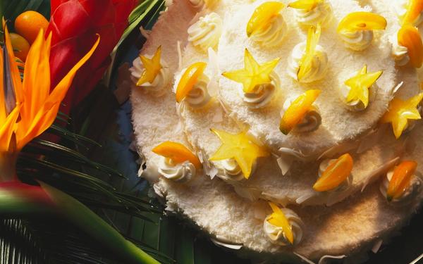 Gâteau Paradis à la noix de coco et fruits exotiques