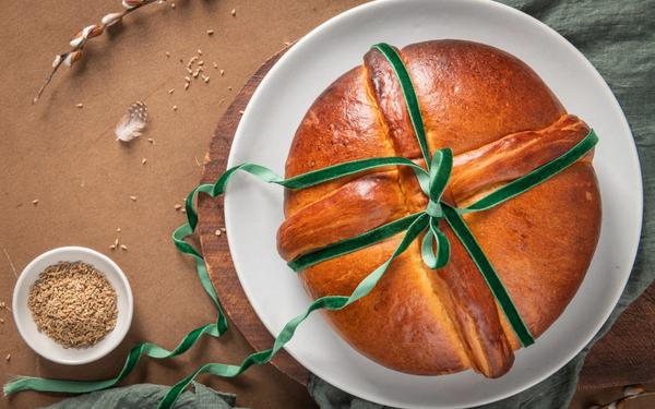 Gâteau de Pâques traditionnel portugais Folar sans œufs