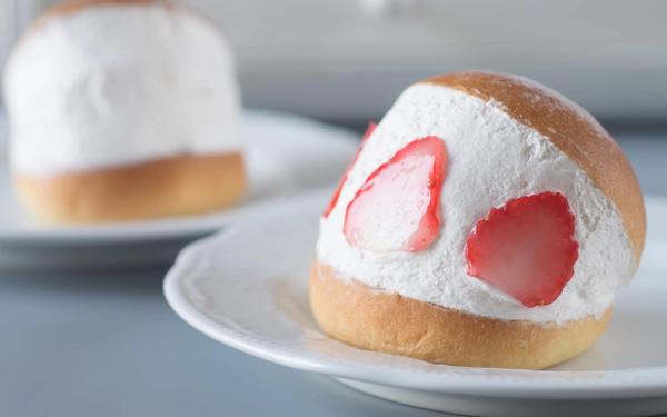 Maritozzi à la fraise