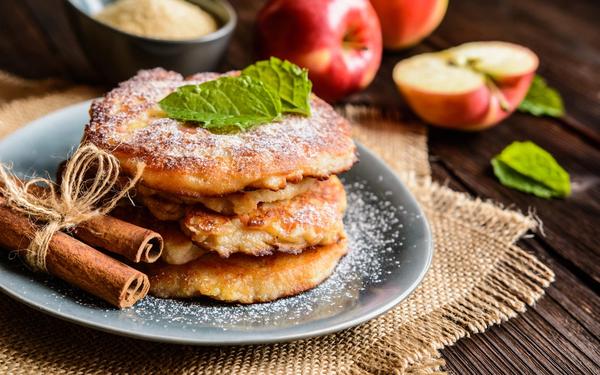 Recette des crêpes aux pommes douces et caillés