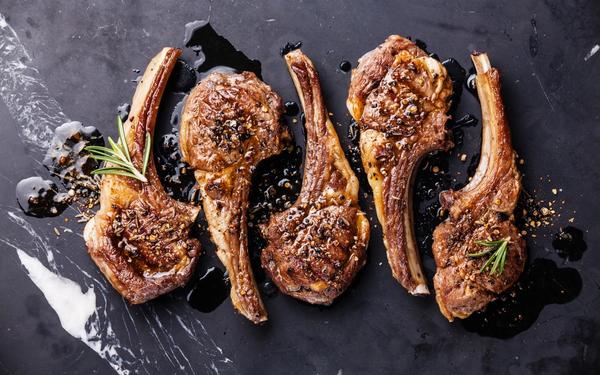 Recette côtes d-agneau-grillees