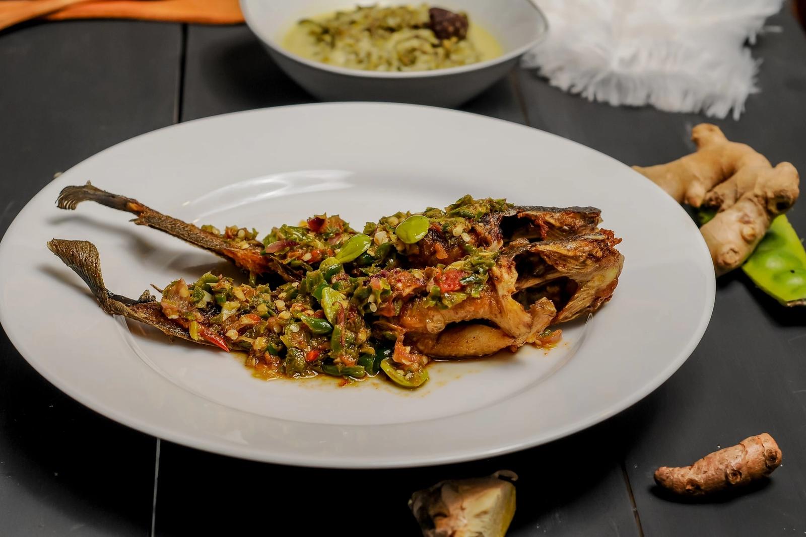 Poisson-chat chili vert