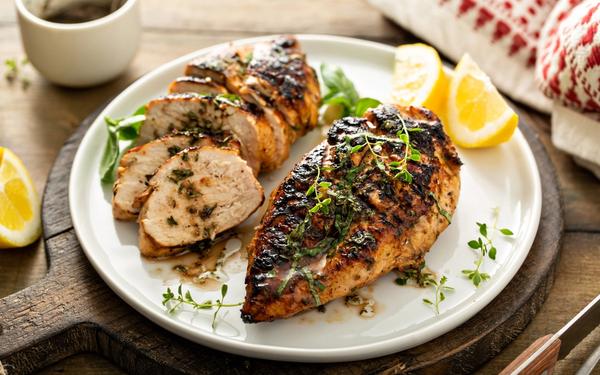 Poitrine de poulet grillée balsamique