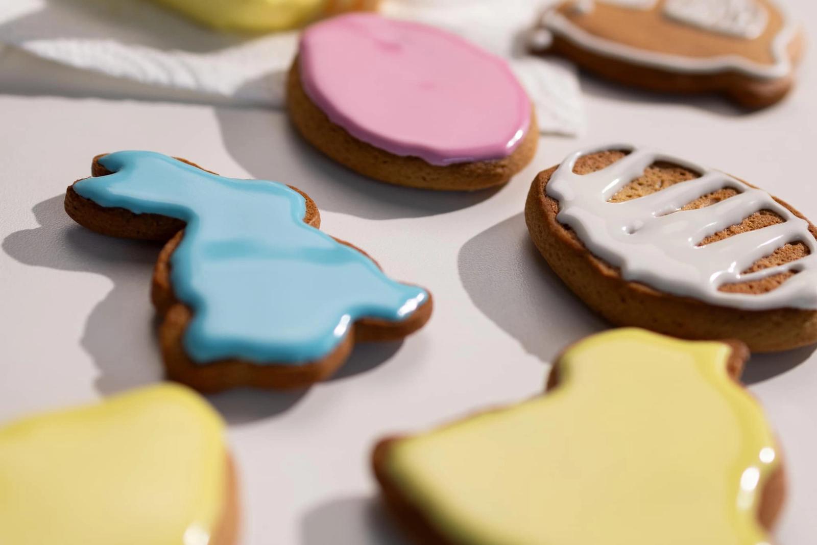 Cookies de Pâques glacés en pain d’épices