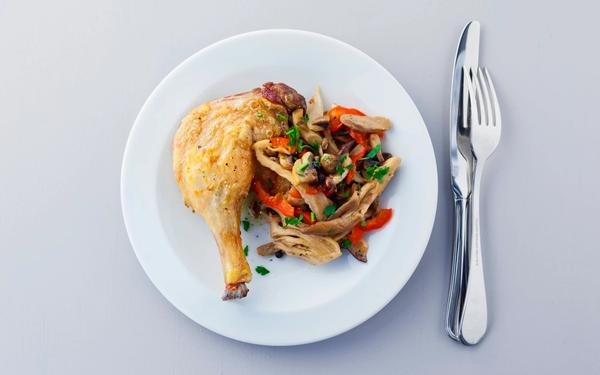 Viande de canette aux champignons