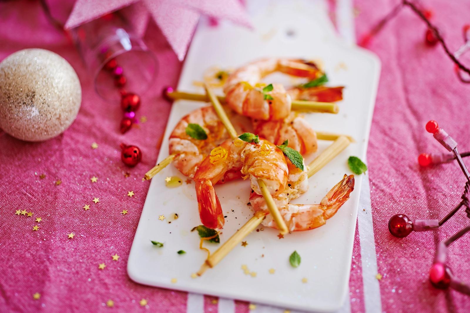 Gambas marinées à la citronnelle, menthe et zestes de mandarine