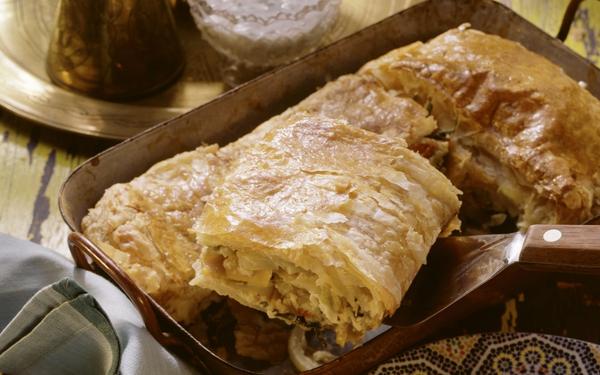 Tourte aux légumes arabe en pâte feuilletée