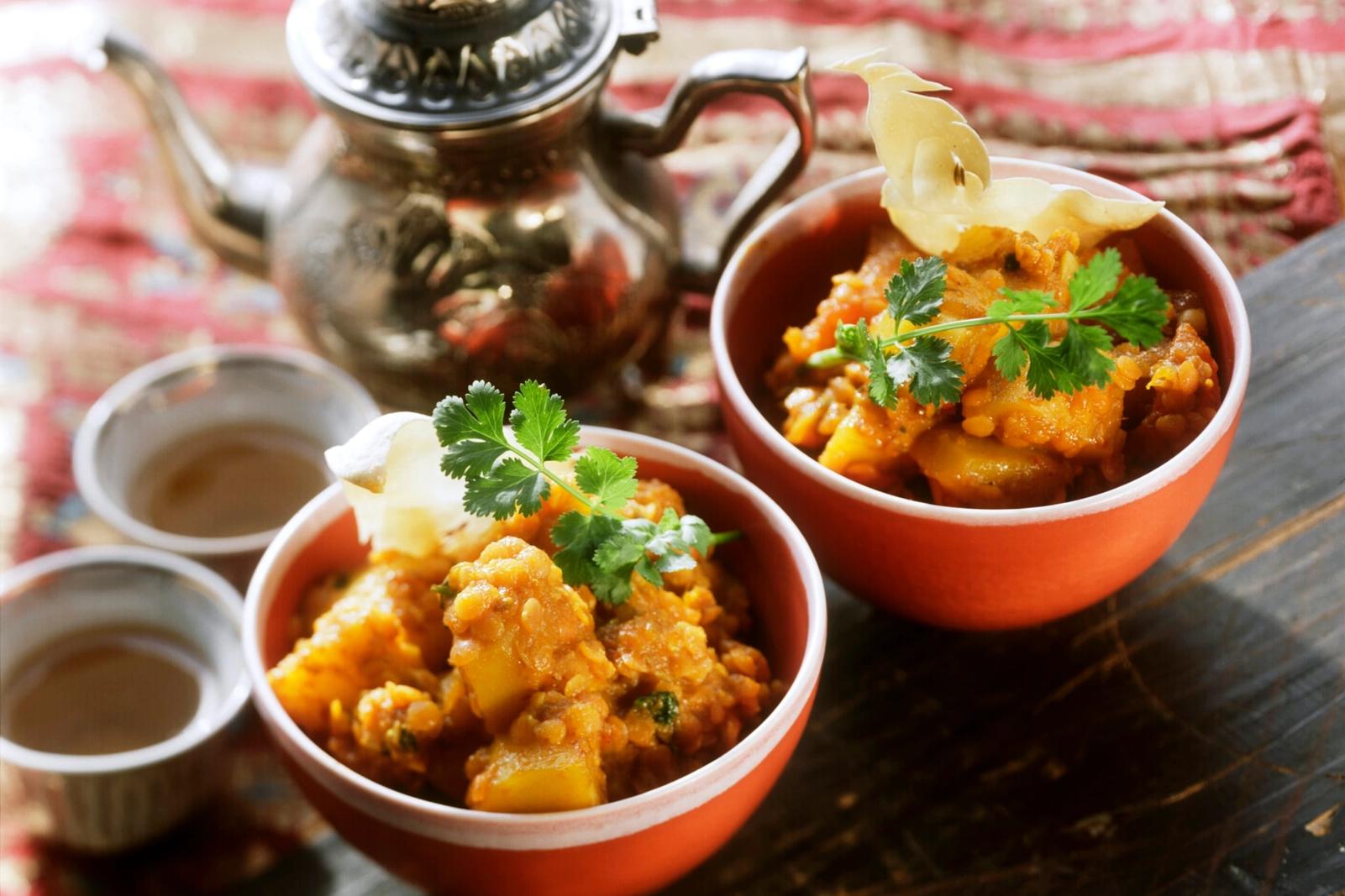 Curry de pommes de terre aux lentilles rouges