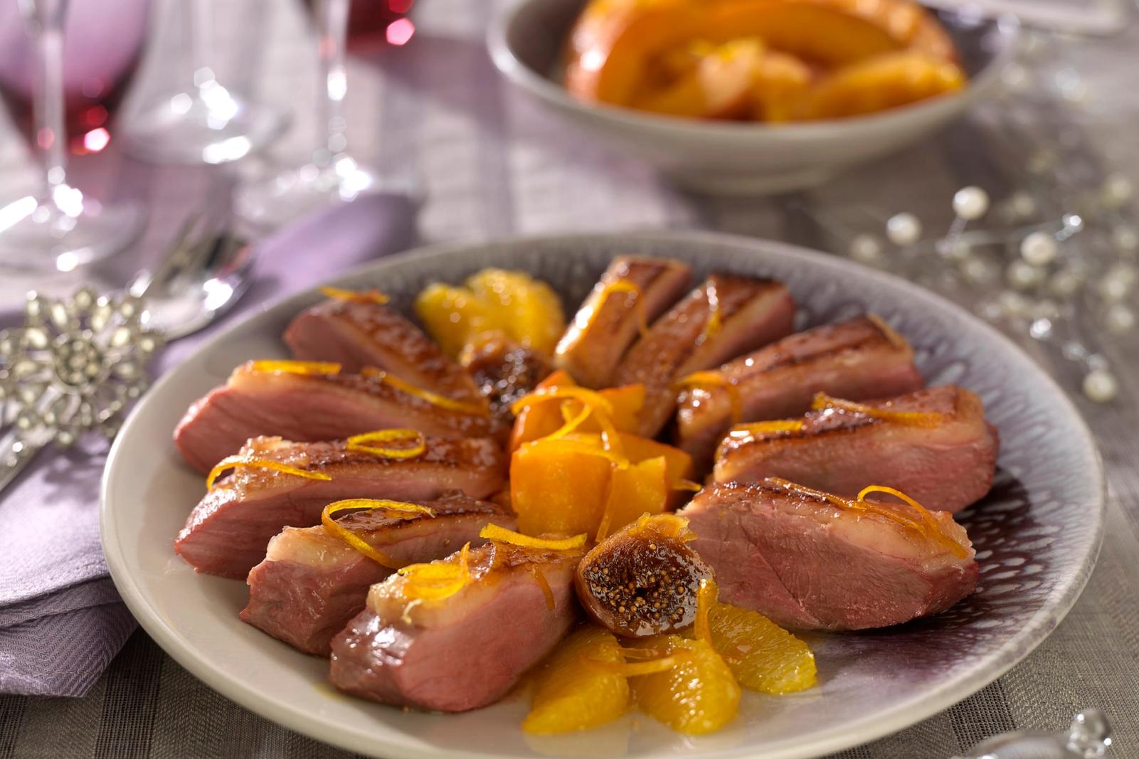 Magret de canard à l’orange, figues rôties et potimarron