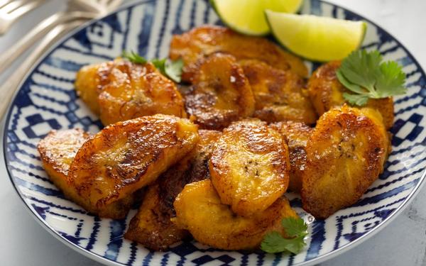 Bananes plantains caramélisées frites